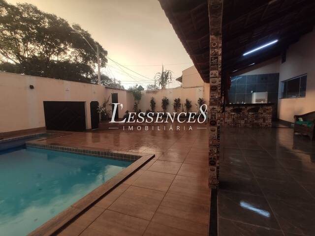 Casa para Venda em Senador Canedo - 5