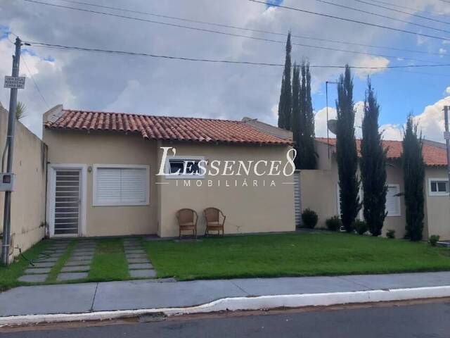 #566 - Casa em condomínio para Venda em Goiânia - GO - 1