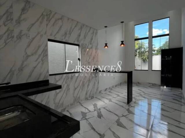 Casa para Venda em Senador Canedo - 5