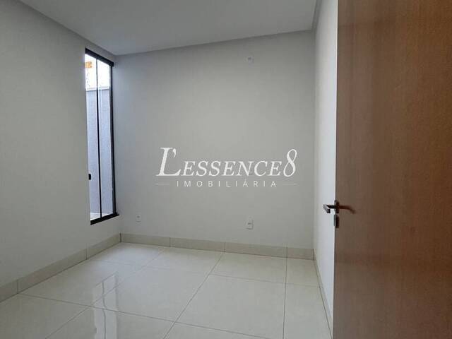 Casa para Venda em Goiânia - 5