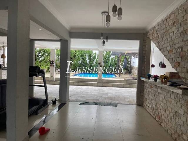 Sobrado para Venda em Goiânia - 4