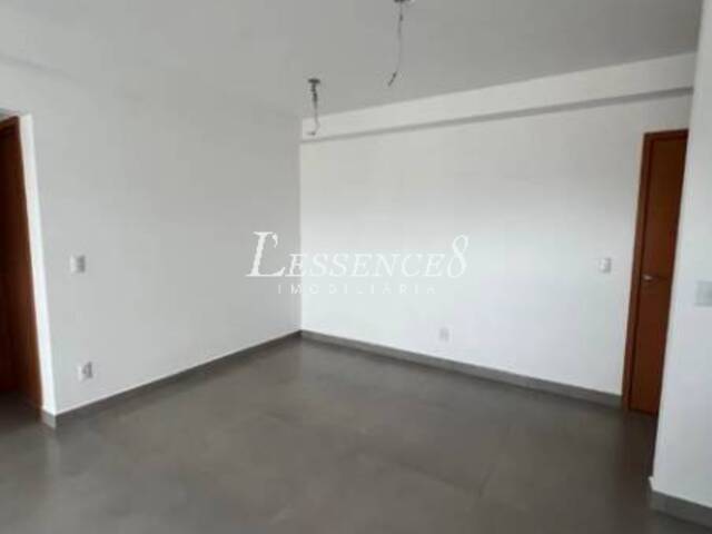 Apartamento para Venda em Goiânia - 3