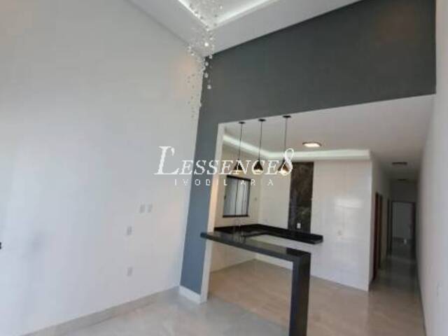 Casa para Venda em Senador Canedo - 5