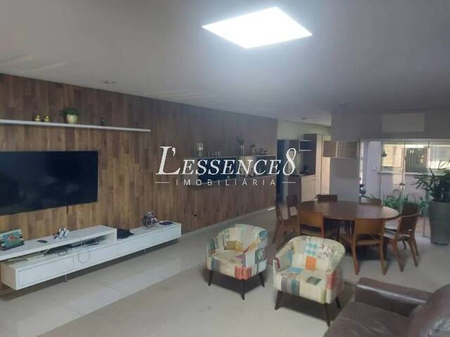 Casa para Venda em Goiânia - 3