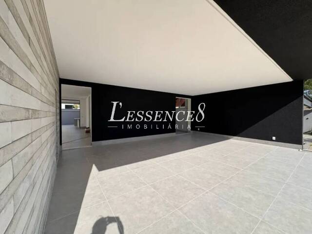 Casa para Venda em Goiânia - 3