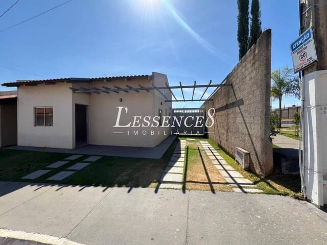 #682 - Casa em condomínio para Venda em Goiânia - GO - 2