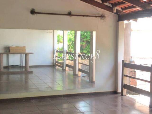 Sobrado para Venda em Goiânia - 4