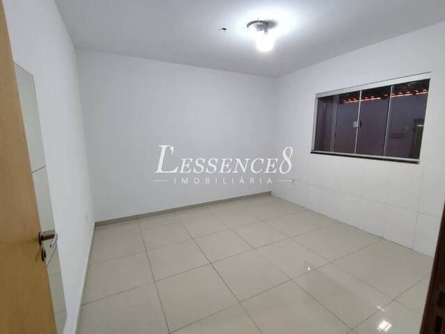 Casa para Venda em Goiânia - 3