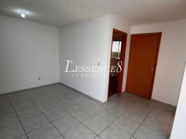 Apartamento para Venda em Aparecida de Goiânia - 5