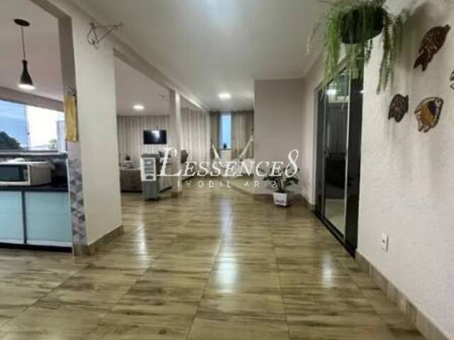 Sobrado para Venda em Goiânia - 4