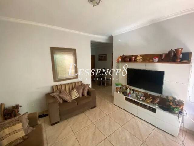 Casa para Venda em Aparecida de Goiânia - 3