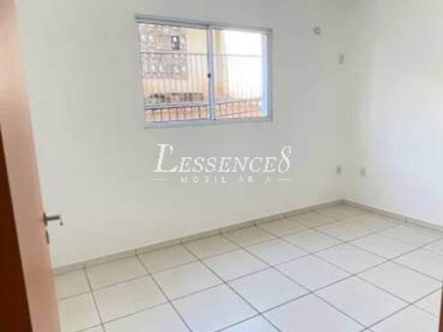 Apartamento para Venda em Aparecida de Goiânia - 3