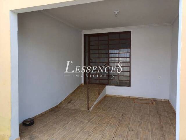 Casa para Venda em Aparecida de Goiânia - 2