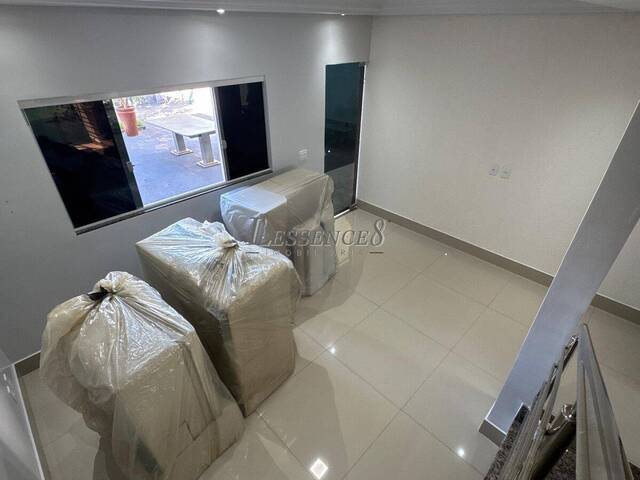 Sobrado para Venda em Aparecida de Goiânia - 4