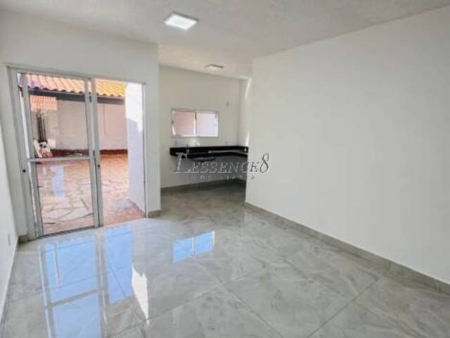#806 - Casa em condomínio para Venda em Goiânia - GO - 2