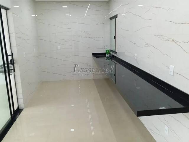 Casa para Venda em Aparecida de Goiânia - 5