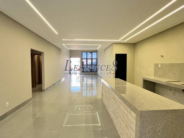 Casa para Venda em Goiânia - 3