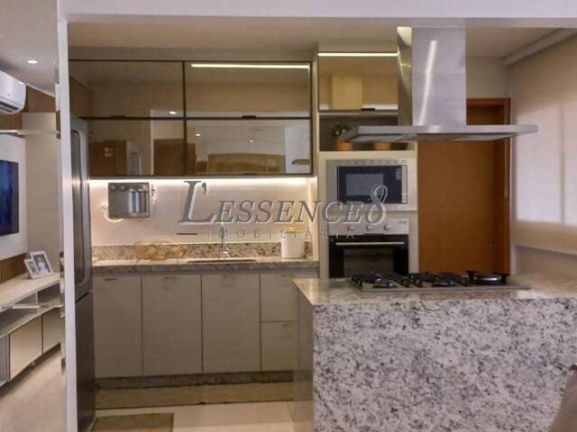 #831 - Apartamento para Venda em Goiânia - GO