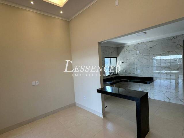 Casa para Venda em Aparecida de Goiânia - 4