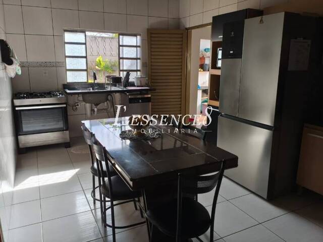 Casa para Venda em Anápolis - 5