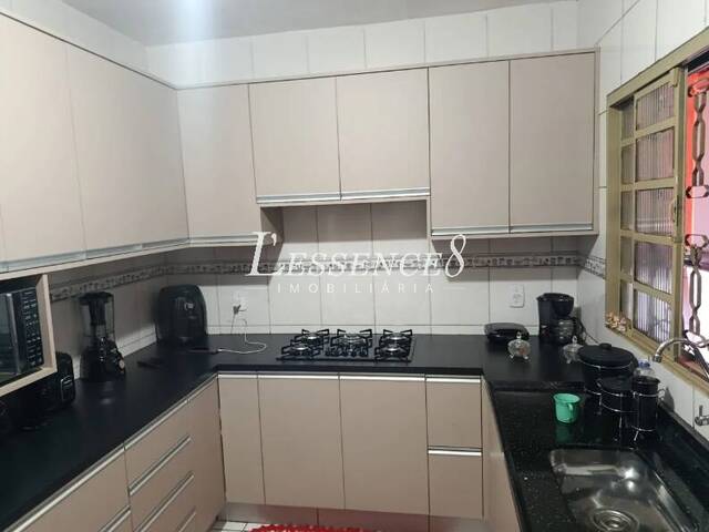 Casa para Venda em Aparecida de Goiânia - 5