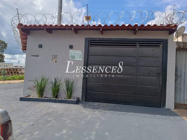 #903 - Casa para Venda em Trindade - GO - 1