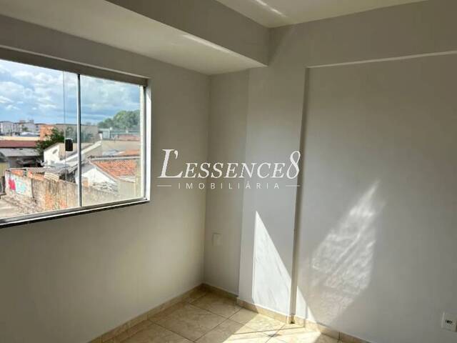 #906 - Apartamento para Venda em Goiânia - GO - 1
