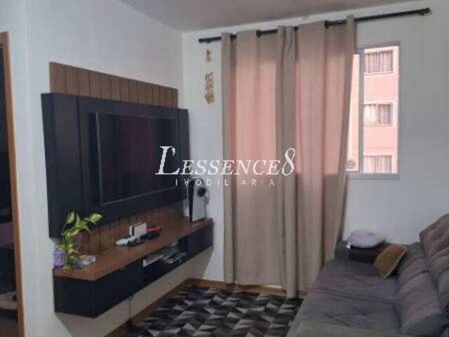 #907 - Apartamento para Venda em Aparecida de Goiânia - GO - 2