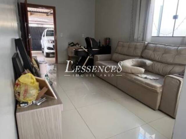 #908 - Casa para Venda em Anápolis - GO - 3