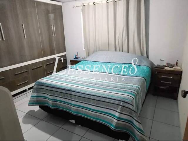 Casa para Venda em Goiânia - 5