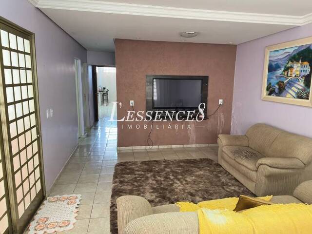Casa para Venda em Goiânia - 5