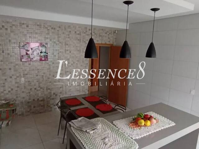 #930 - Casa para Venda em Goiânia - GO - 2