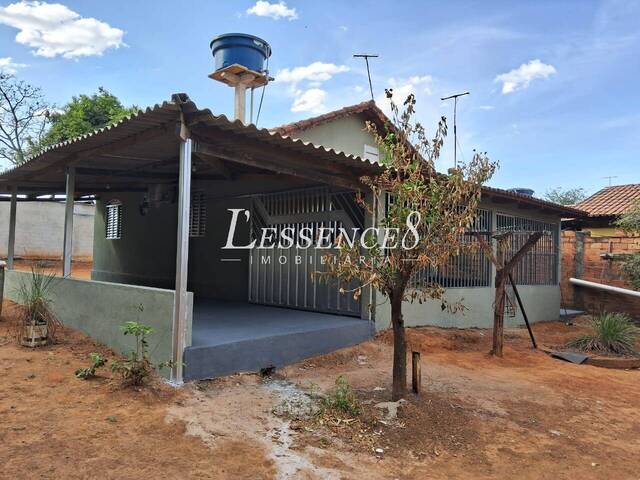 #943 - Casa para Venda em Aparecida de Goiânia - GO - 1