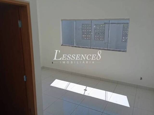 Casa para Venda em Aparecida de Goiânia - 5