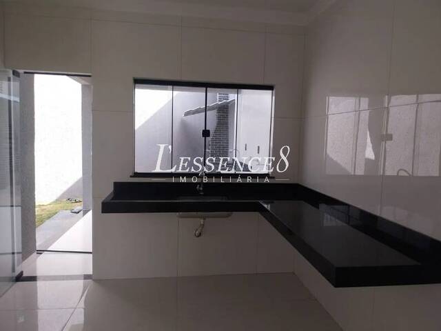 Casa para Venda em Aparecida de Goiânia - 3