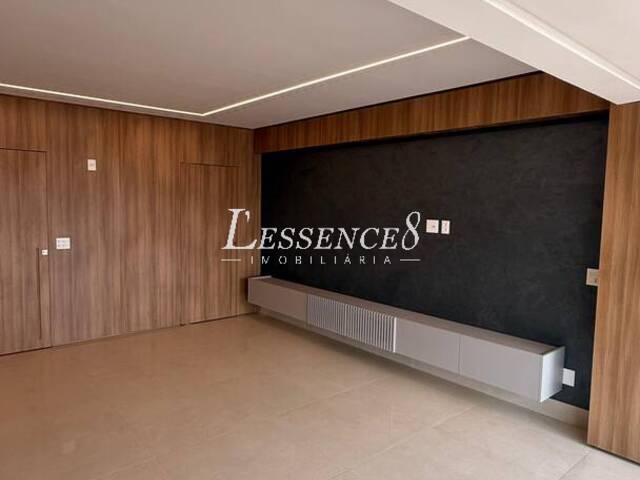 Apartamento para Venda em Goiânia - 4