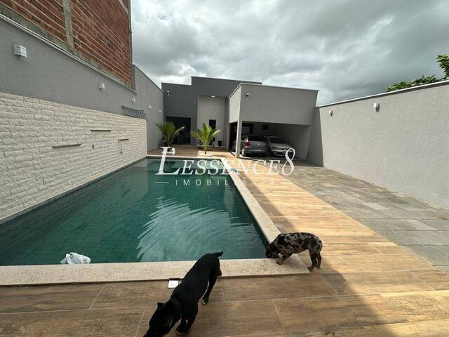 #1002 - Casa para Venda em Senador Canedo - GO - 1