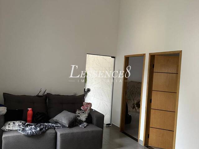 Casa para Venda em Senador Canedo - 4