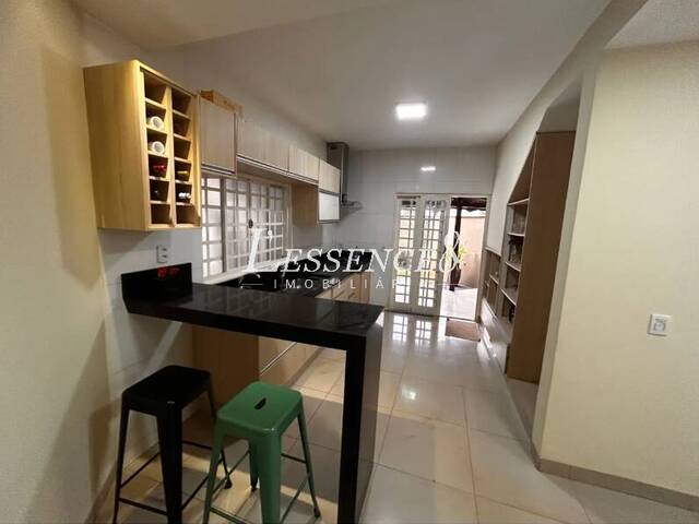 Casa em condomínio para Venda em Goiânia - 4