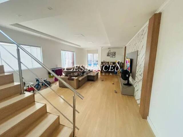 #1006 - Sobrado para Venda em Goiânia - GO - 2