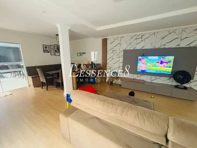 #1006 - Sobrado para Venda em Goiânia - GO - 3