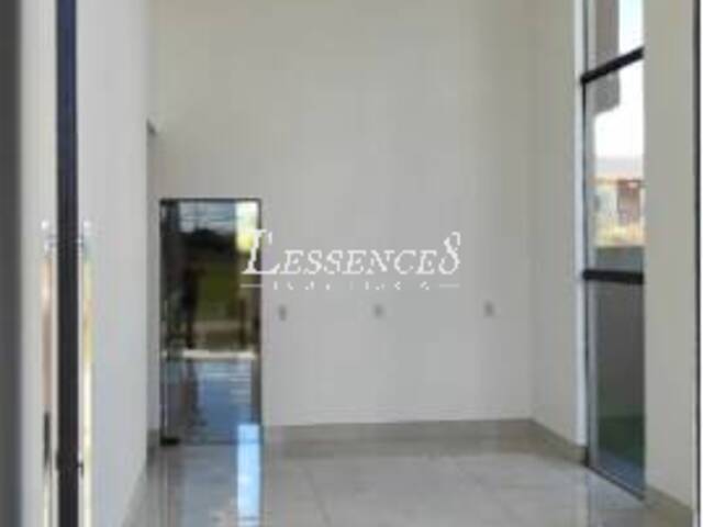 #1010 - Casa em condomínio para Venda em Senador Canedo - GO - 2