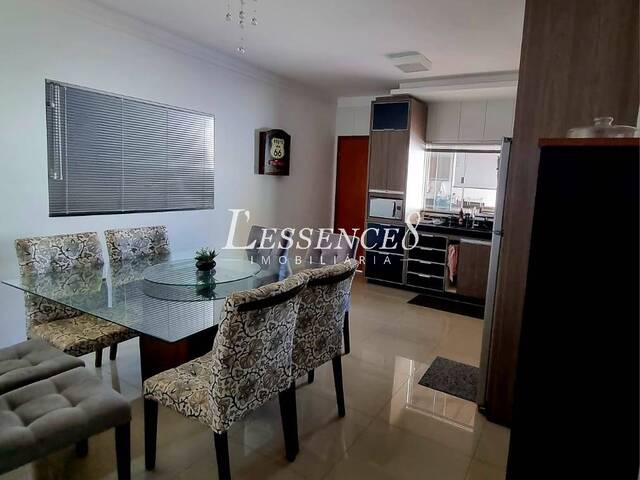 #1013 - Casa para Venda em Anápolis - GO - 3