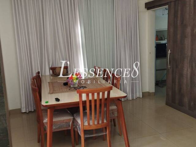 Casa para Venda em Goiânia - 3