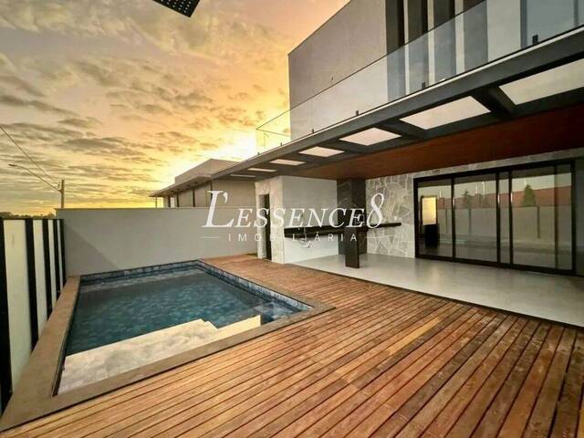 #1024 - Casa para Venda em Senador Canedo - GO - 1