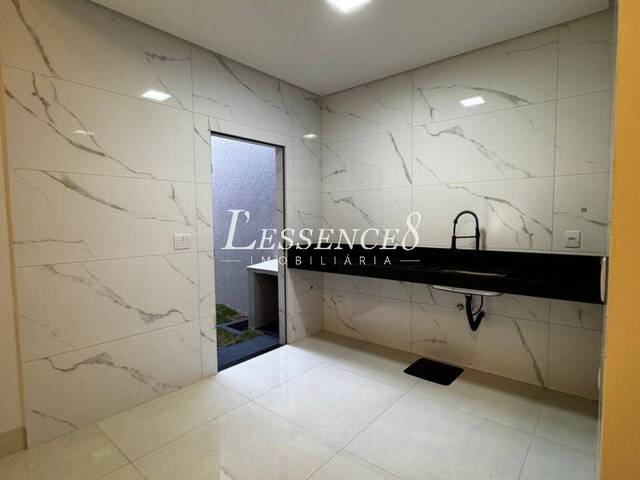 Casa para Venda em Goiânia - 4