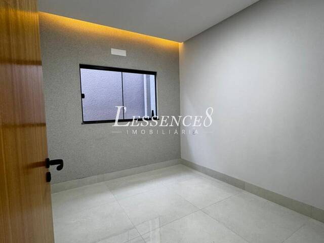 Casa para Venda em Goiânia - 5