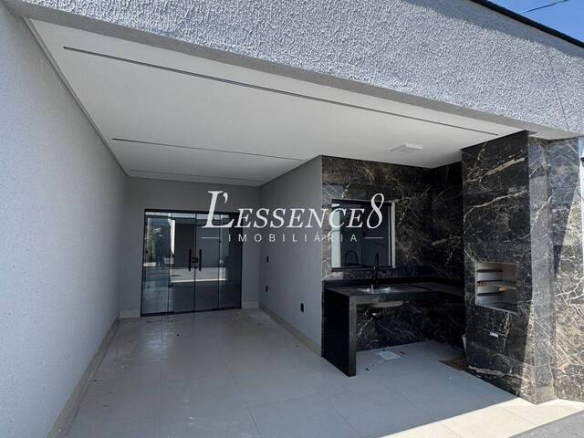 #1040 - Casa para Venda em Senador Canedo - GO - 2