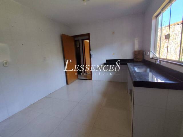 #1046 - Casa para Venda em Goiânia - GO