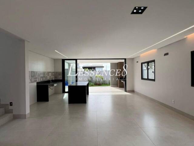 Casa em condomínio para Venda em Aparecida de Goiânia - 4